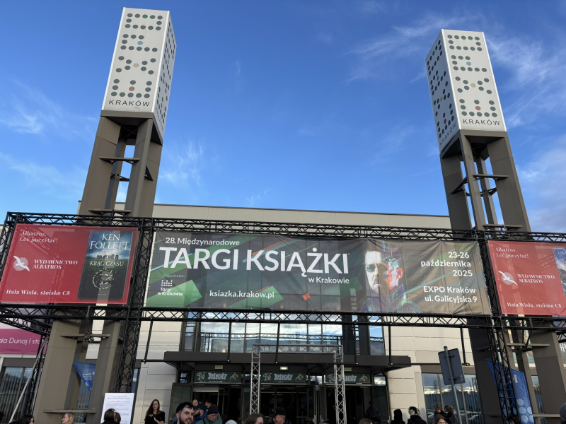 Na zdjęciu: szyld 28. Targów Książki w Krakowie