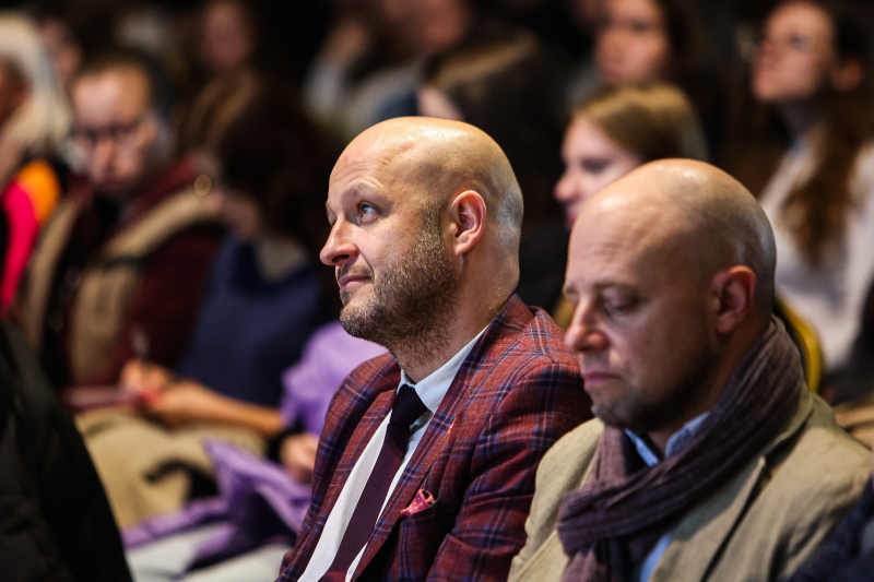Na zdjęciu: dr hab. Marcin Sosnowski, prof. UJD oraz dr hab. Jakub Jakubowski, prof. UJD
