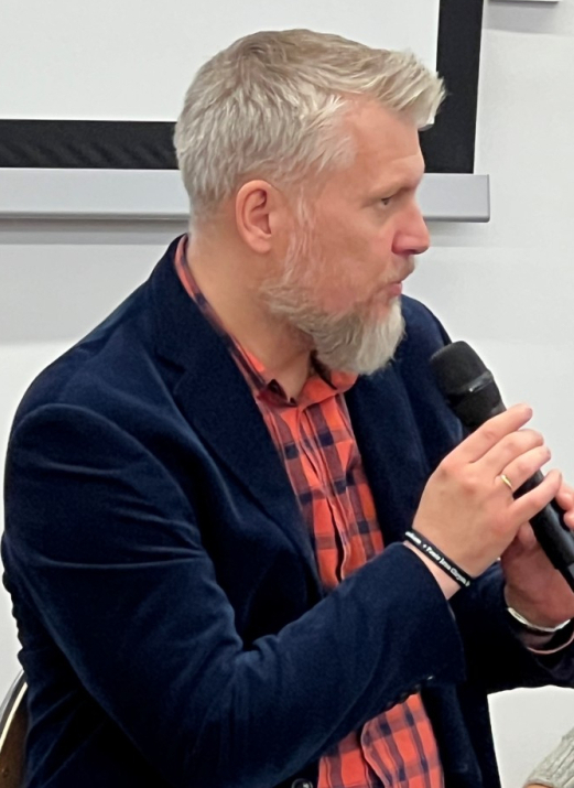 Na zdjęciu dr Michał Płóciennik